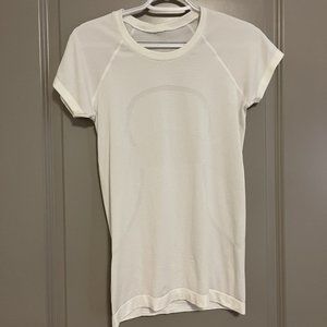 Lululemon Swiftly Tech Short Sleeve Shirt